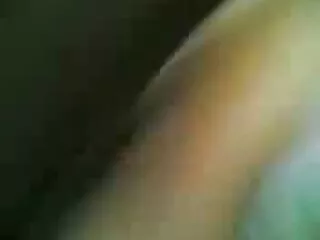 Ő Cum a szájában után kemény ingyen porno film kibaszott